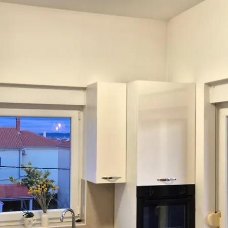 Central Zadar Apartment Задар